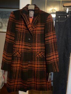 VINCE CAMUTO NWT plaid wool jacket